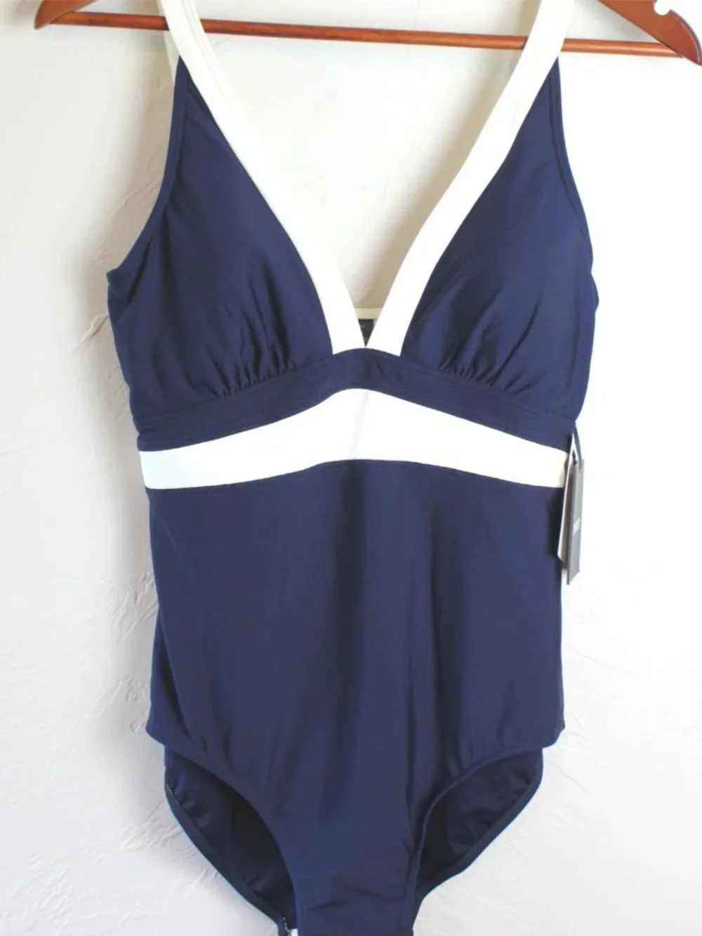 DKNY Compression Fit Tummy Control One Piece Swimsuit Navy Blue White Sz 8 NWT - Picture 4 of 7